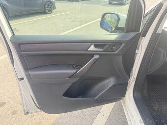 Volkswagen Caddy Beach 2.0 TDI 150k 4Motion DSG MAXI - 9