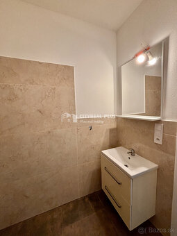 Ponúkame Vám na predaj v novostavbe 3 izbový rodinný dom v m - 9