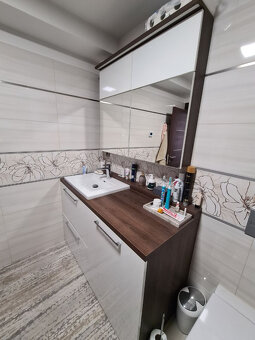 Banská Bystrica 4 izbový byt- sauna, bazén, altánok, záhrada - 9