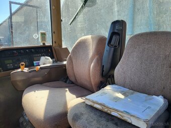 JOHN DEERE 8330 4X4 - 9