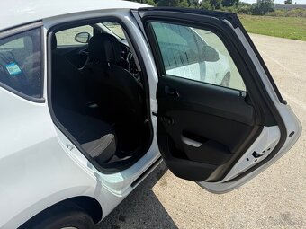 Opel Astra 1.6 16V 85kW, r.v. 2010, benzín - 9