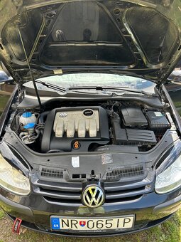 Volkswagen Golf V 1.9 TDI - 9