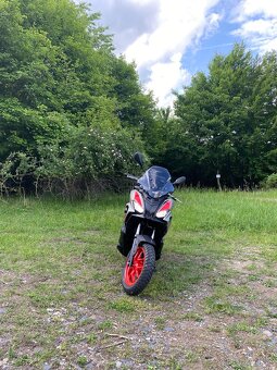 Predám Apriliu SR GT Šport 125 11kw - 9