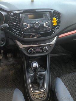 Lada Vesta SW Croos - 9