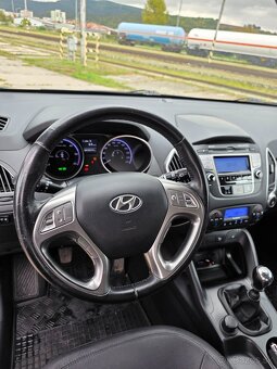 Hyundai ix35 1.7 CRDI 2011 - 4x2 85kW / 114 koní M6 Style - 9