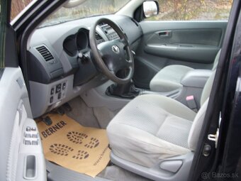 Toyota Hilux 2,5 D-4D  4x4 Zadná Uzávierka - 9