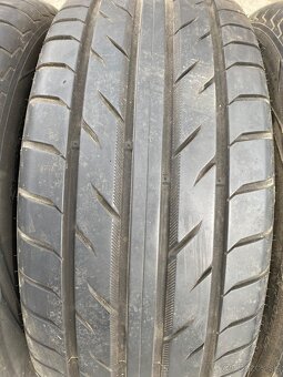 Predám štyri letné gumy Achilles 225/55 ZR16 99W - 9