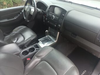 NISSAN NAVARA 3.0 V6 - NA PREDAJ - 9