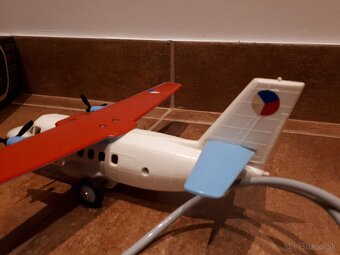 Stara hracka: Lietadlo TURBOLET - 9