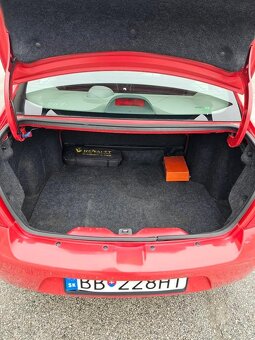 Renault Thalia ročník 2010 - 9