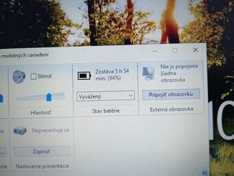 predám Lenovo thinkpad x260 ,Intel(R) Core™i3 , 8gb ram - 9