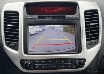 Kia Venga 1.4 CVVT NAVI KAMERA ČR 1.MAJ. benzín manuál 66 kw - 9