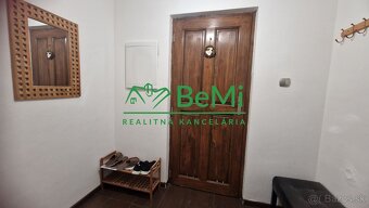 JEDINEČNÁ chata v obci Budikovany - NA PREDAJ - 9