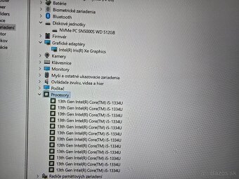 Otocny a dotykovy Dell inspiron 7440 so 16 gb ram i5 proceso - 9