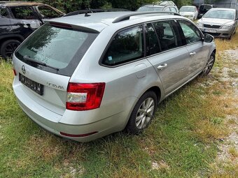 Predám Havarovanú Škoda Octavia 2.0 TDi Dsg rok 2020 . - 9