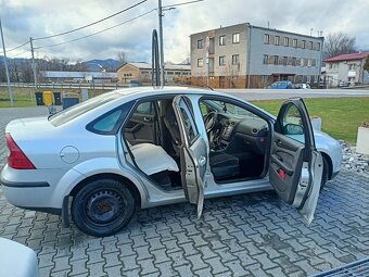 Ford Focus 1.8 TDCi (2006) - 9