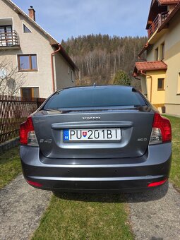 Volvo S40 2.0D Momentum,100kW - 9
