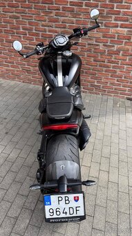 Na predaj Triumph Rocket 3 R Black - 9