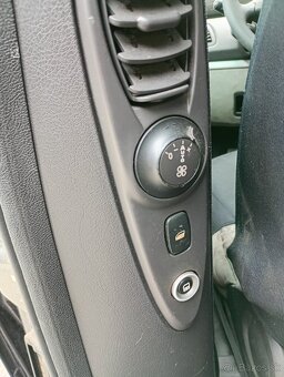 Peugeot 807 2.0 HDI (100kw) 2007 - 9