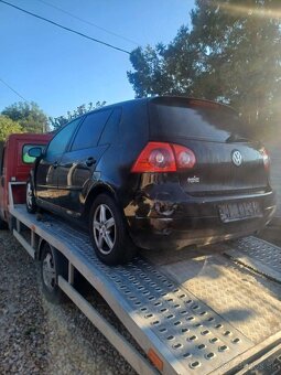 Rozpredám VW Golf V 1.4 16v 55kw BCA - 9