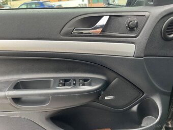 Škoda Octavia 2 rs 2.0 Tfsi - 9