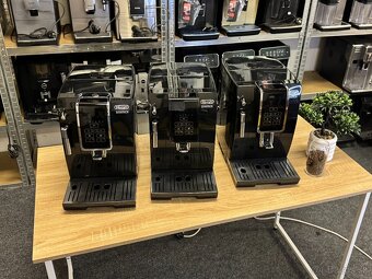 Kávovar DeLonghi Dinamica ECAM358.15.B - 9