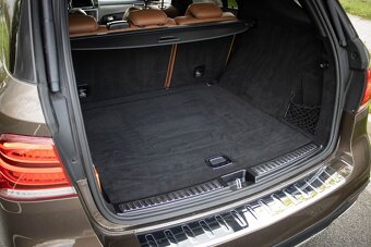 Mercedes-Benz GLE SUV 350d 4MATIC / SVK / AJ NA SPLÁTKY / - 9