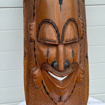 Krásná veliká africká masivní maska 77cm - 9