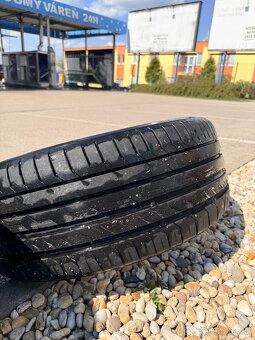 OPEL 245/40 R19 - 9