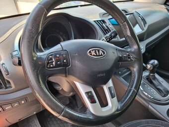 KIA SPORTAGE 4x4,2.0 CRDI,2012,100KW - 9