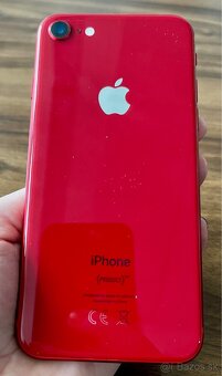Predám IPhone 8 Red Edition - 9