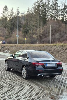 Mercedes-Benz E trieda Sedan 220cdi 4MATIC - 9