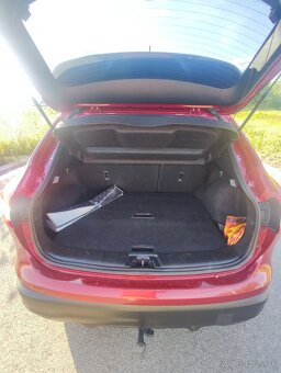 Qashqai 1.2 benzín - 9