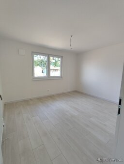 NA PREDAJ 5-izbová NOVOSTAVBA V MALOM KIARI - 9