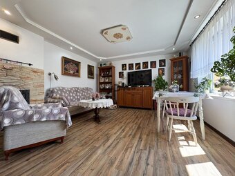 Na predaj: CENTRUM 2 izb.byt + 3x PIVNICA - 9