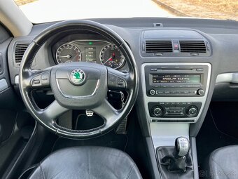 Škoda Octavia Combi Scout 2.0 TDI 4x4 Xenon Alcantara - 9