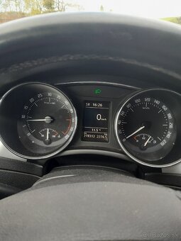 Škoda superb combi 4x4 125kw, 2011 - 9