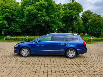 Volkswagen Passat B6 combi Highline 2,0TDI 103kw - 9