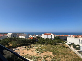 Chorvátsko-Trojizbový apartmán s panoramatickým výhľadom PAG - 9