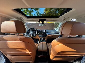 BMW rad 5 520d xDrive A/T - 9
