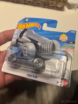 Hotwheels mix autíčok - 9