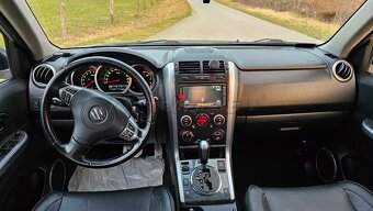 Suzuki Grand Vitara 3.2 V6 (171 kW) 20 Jahre Edition - 9