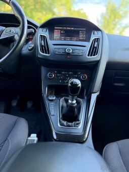 Ford Focus ST-Line 1.5 Ecoboost - 9