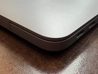 Apple MacBook Pro 13″ (model A1708) mid 2017 - 9