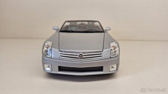 1:18 CADILLAC XLR - 9