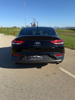 Hyundai i30 Fastback 1.4 T-GDi - 9