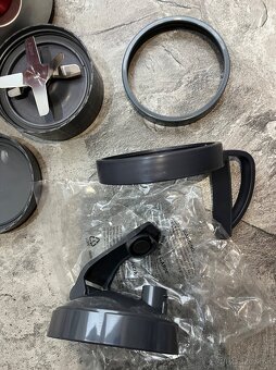 Nutribullet Delimano 600W Červený - 9