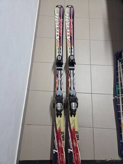 Atomic 160 lyže lyžiarky palice. - 9