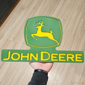 JOHN DEERE Drevené 3D logo 35x20cm - 9