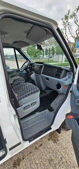 FORD Transit Tourneo 8-miestne - 9